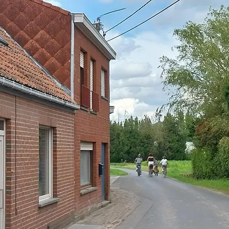 La Vie Est Belle